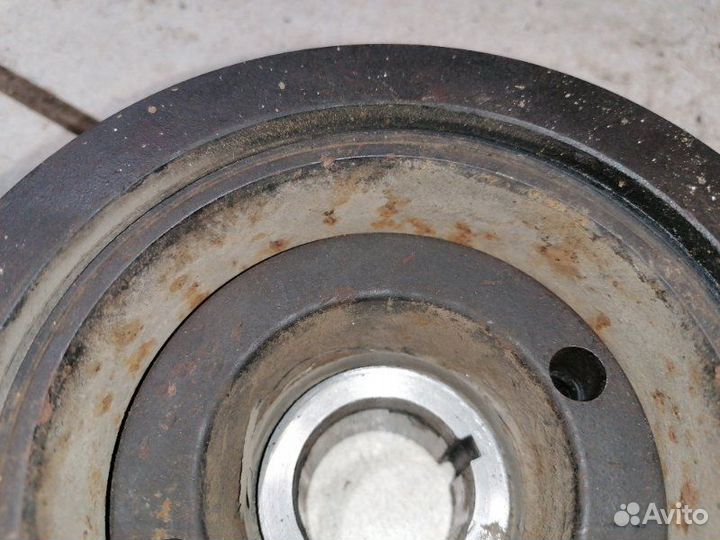 Шкив коленвала Toyota Mark 2 GX100 1GFE