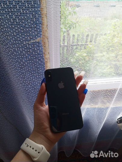 iPhone X, 64 ГБ