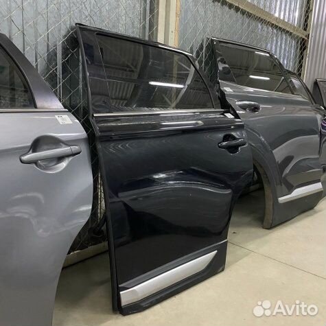 Дверь задняя левая Mitsubishi Outlander 3