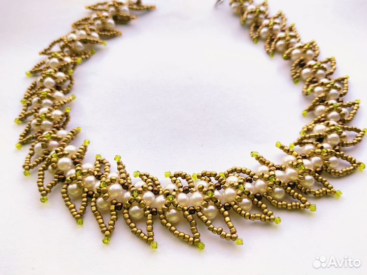 Колье из бисера