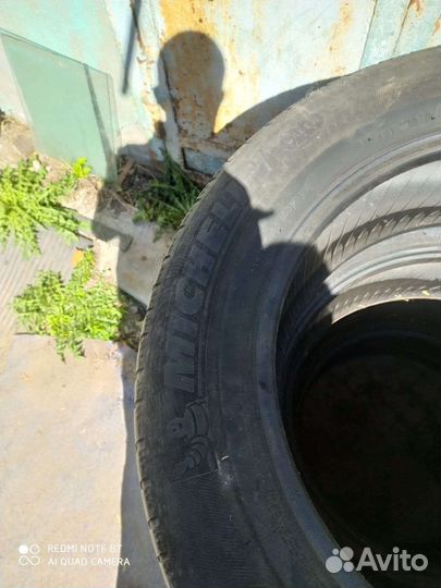 Michelin X Multi D 235/60 R18