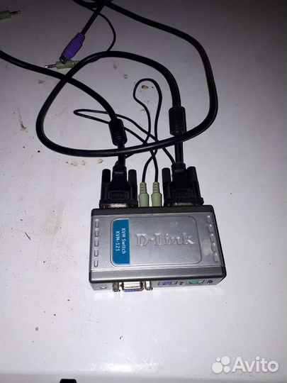 Свич swich переключатель D-Link KVM-121