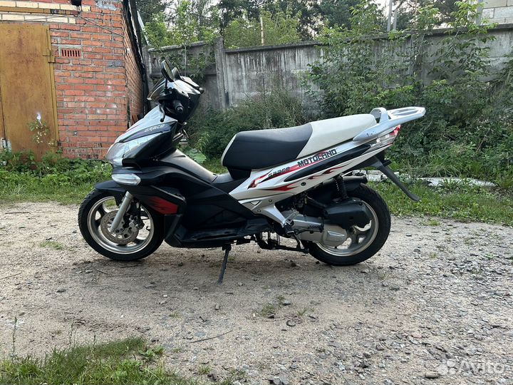 Скутер Irbis