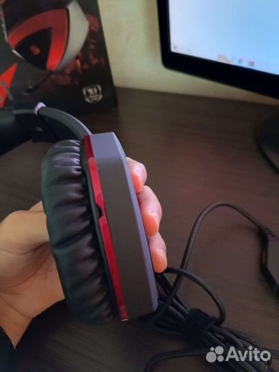 Игровые наушники