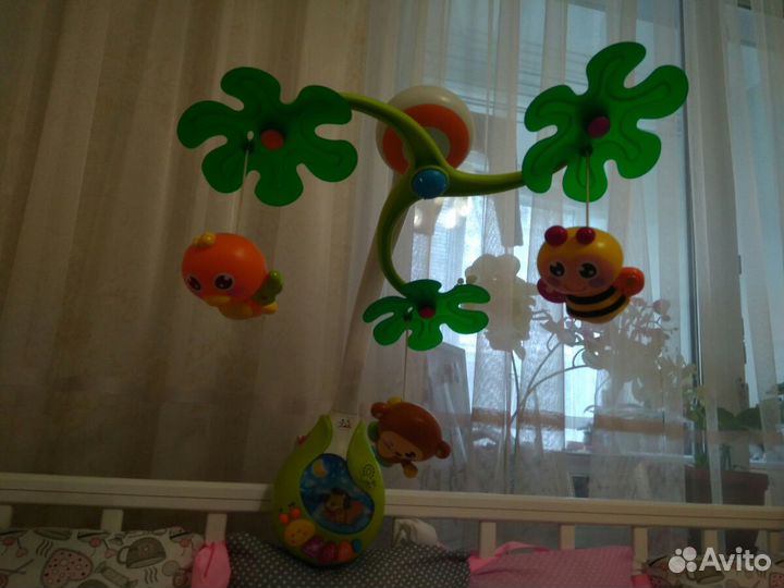 Мобиль Huile Plastic Toys Веселый остров