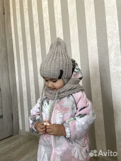 Демисезонный комплект шапка и снуд