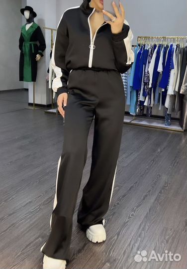 Спортивный костюм