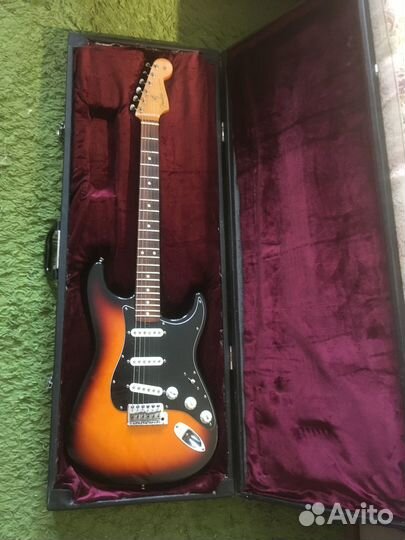 Электрогитара Fender Stratocaster Vintera 60's SRV