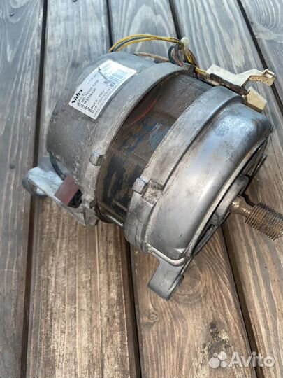 Двигатель WU126u35e01 для стиральной машины