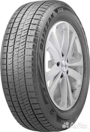 Bridgestone Blizzak Ice 225/45 R17 94S