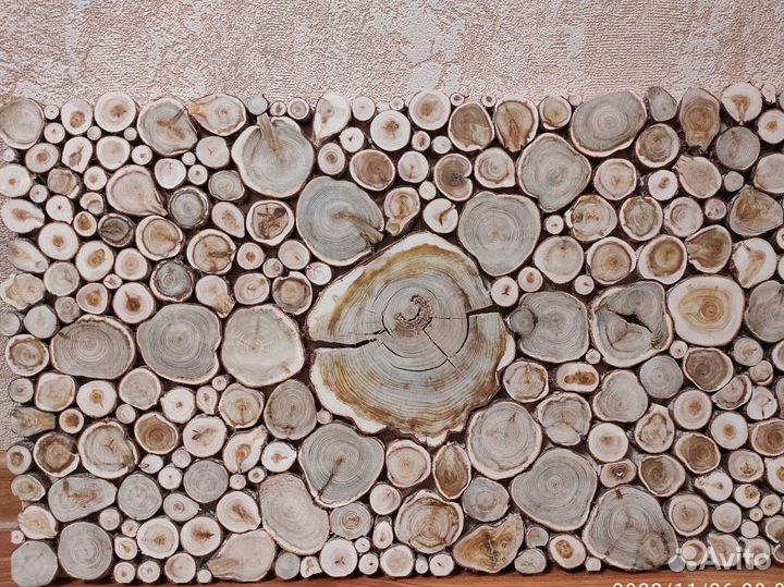 Панно из можжевельника