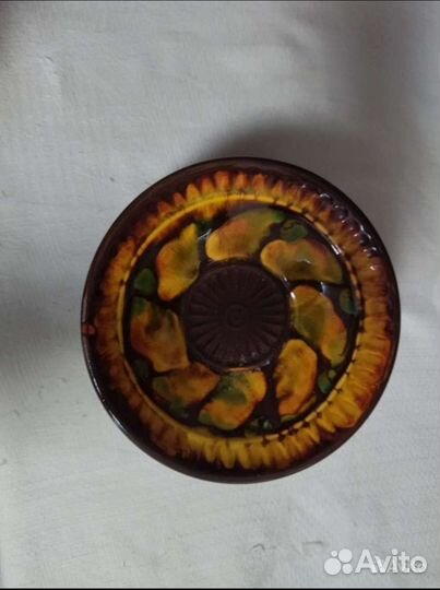 Глиняные тарелки