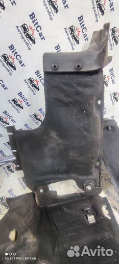 Обшивка моторного отсека halla LADA Priora 2