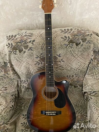 Акустическая гитара