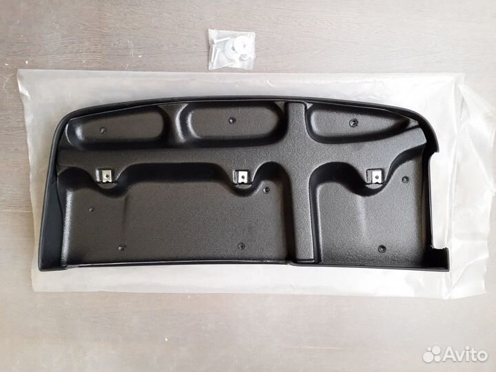 Воздухозаборник на капот на ваз Нива 4Х4 новый