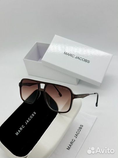 Солнцезащитные очки Marc Jacobs