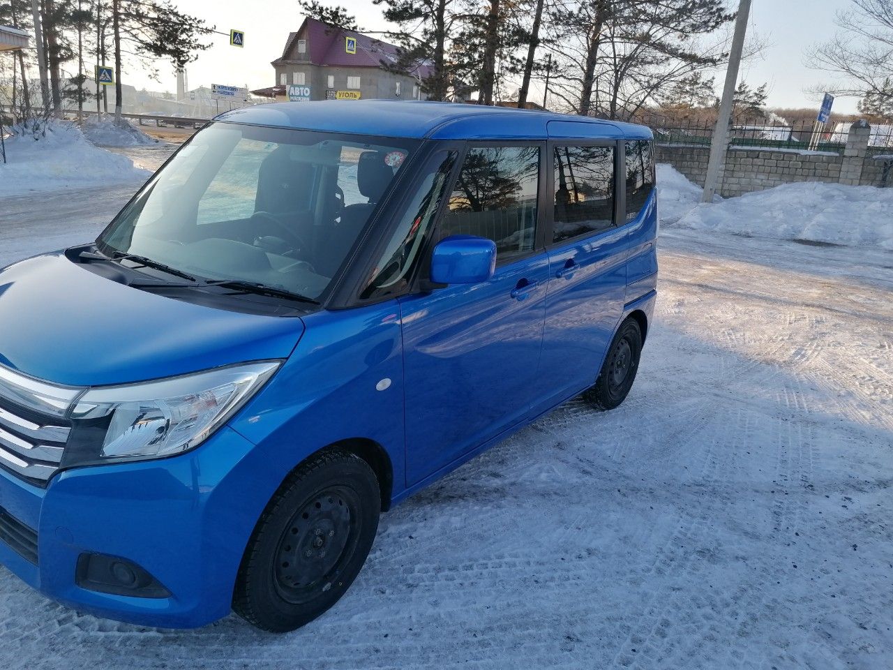 Suzuki Solio: фото владельца