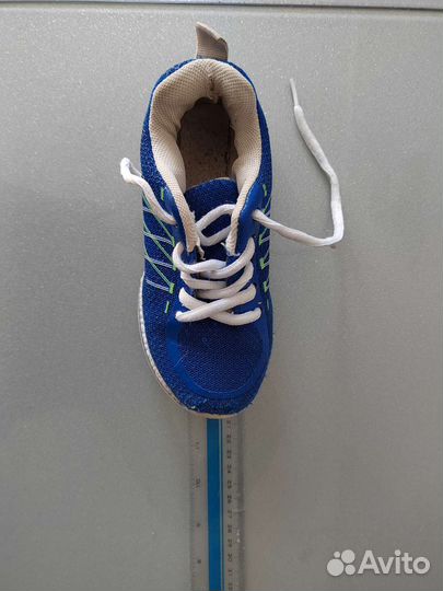 Кроссовки детские