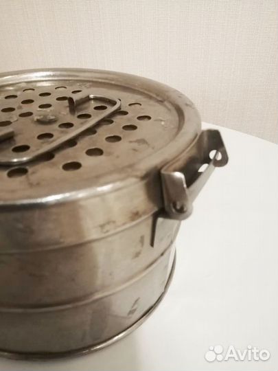 Коробка металлическая