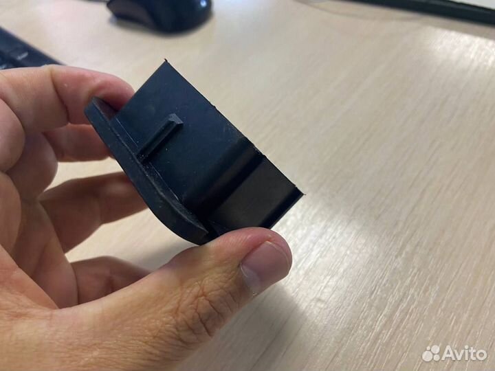 Заглушка резиновая, американский квадрат 50х50мм