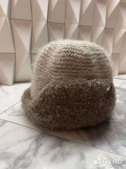 Шапка женская вязаная