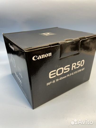 Canon EOS R50 Kit RF-S 18-45mm F4.5-6.3 IS STM