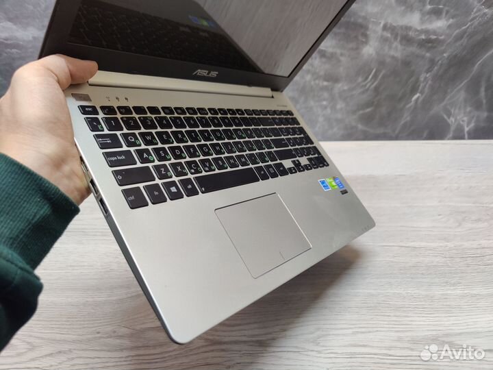 Asus K551lb / GeForce GT 740m / Intel core i5