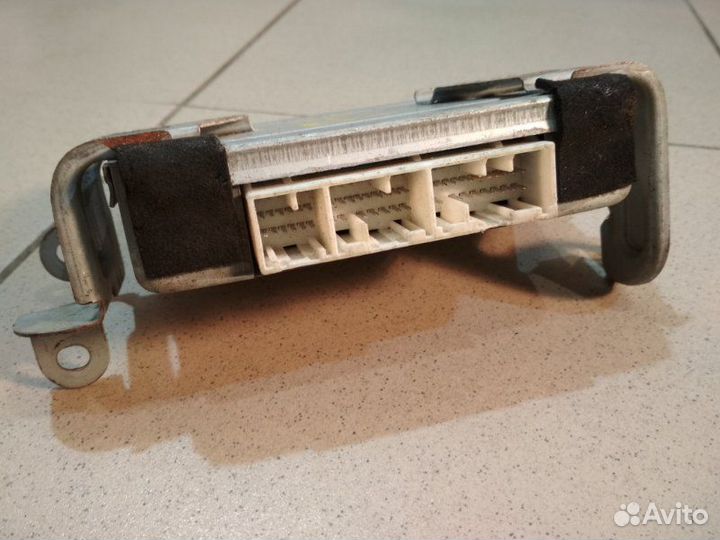 Блок управления круиз-контролем Mitsubishi Pajero