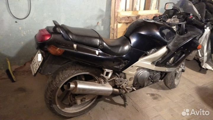 Kawasaki ZZ-R400