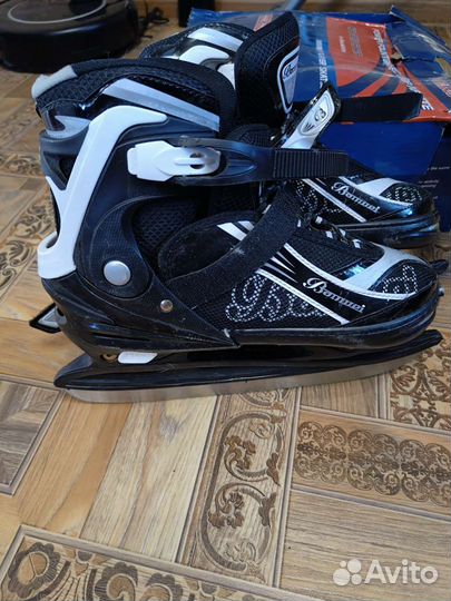 Коньки ледовые раздвижные Banwei