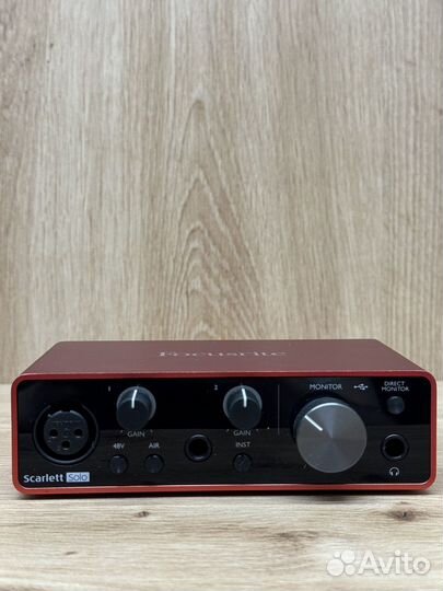 Звуковая карта Focusrite Scarlett Solo 3rd Gen