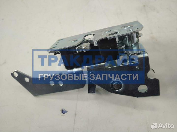 Замок левой двери Man Tga