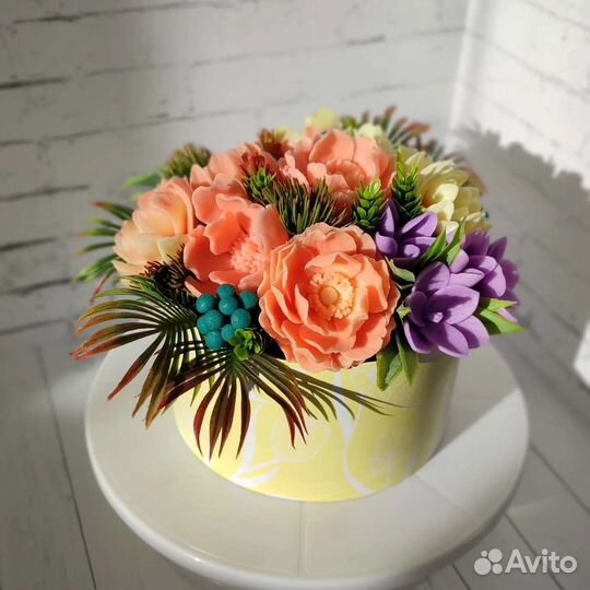 Композиции из мыла ручной работы