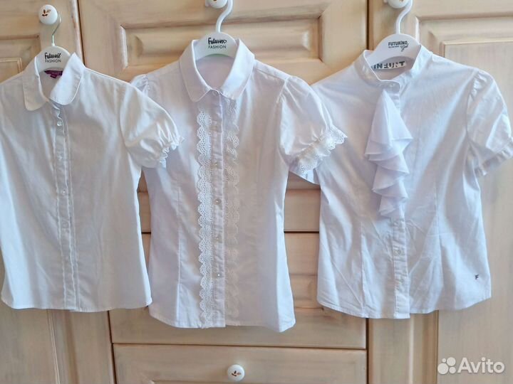 Блузы белые