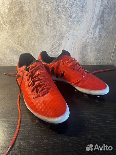 Футбольные бутсы adidas 35 размер