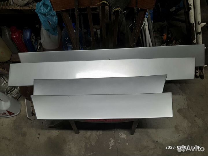 Накладки на двери ваз 2110 2111 2112.На низ