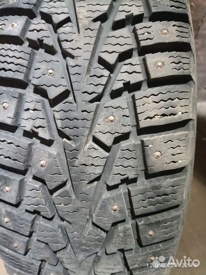 R15 Maxxis ArcticTrekker NP3 195/65, PCD 4x100 DIA 60.1