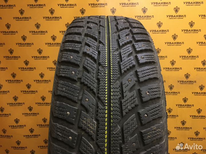 Kumho I'Zen RV Stud KC16 225/65 R17 106T