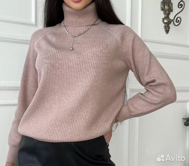 Свитер женский