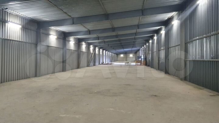 Склад, 1300 м²