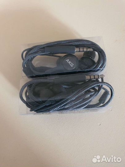 Новые наушники AKG