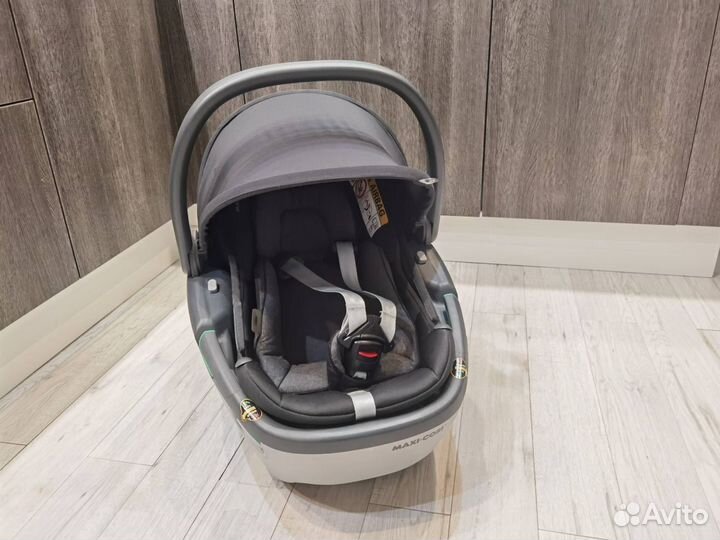 Maxi-Cosi Coral 360 Essential Graphite