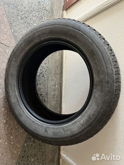 Bridgestone Blizzak Spike-01 235/65 R18