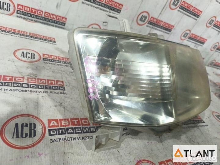 Фара правая toyota succeed