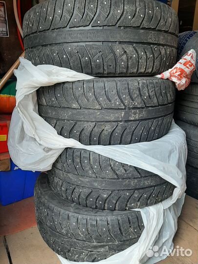 Bridgestone Ice Cruiser 7000S 255/50 R19