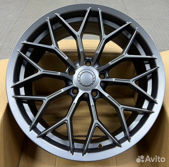 Диски на BMW бмв 7 серии G11 R19 5/112