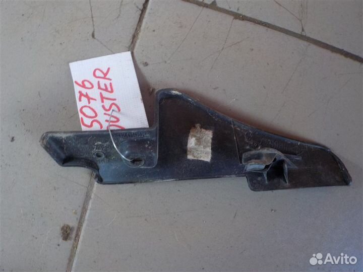 Уголок крыла правый Renault Duster K4MA606 2012