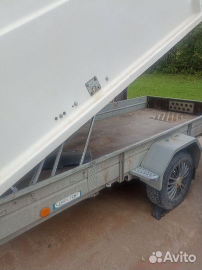 Прицеп легковой