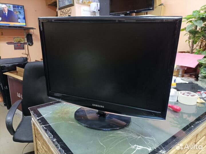 Монитор Samsung 22 дюйма