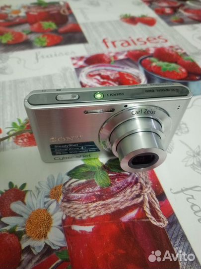 Компактный фотоаппарат sony cyber shot